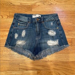 Size 3 dark wash Garage Jean shorts